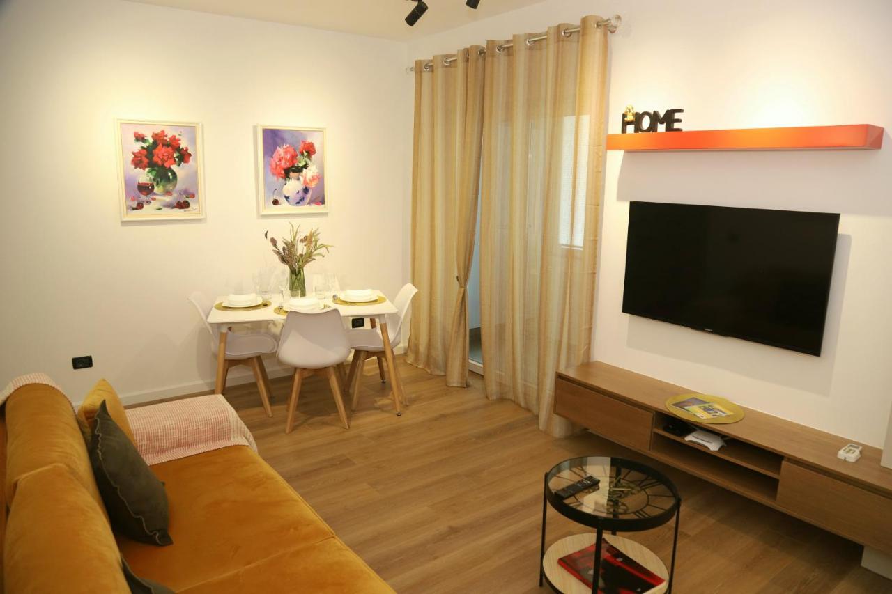 Mjolly Apartment ティラナ エクステリア 写真